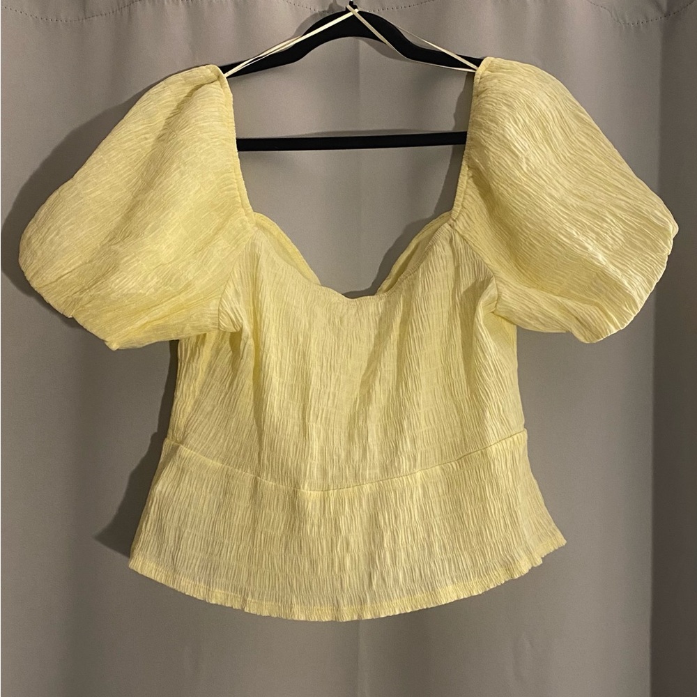 Astr The Label Bubble Short Sleeve Button Front T… - image 5